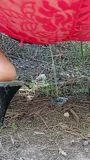 Rita Perutzi Peeing 1