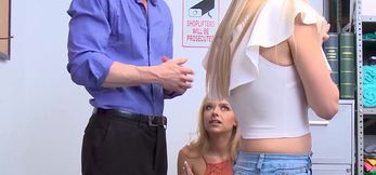 MILF and teen Honey Blossom and Nikki Peach fucked