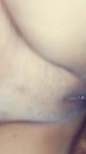 Chachi ke Jawan chut ki thukai bhatije ne kiya.   Clip 1