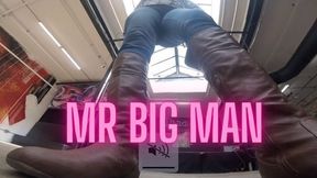 giantess crew MR Big Man