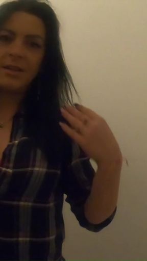 I'm Already Very Wet, Do U Want to Feel It?
