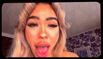 Luna Luxe Goes Wild: Intense Blowjob & Shaved Pussy | 1080p