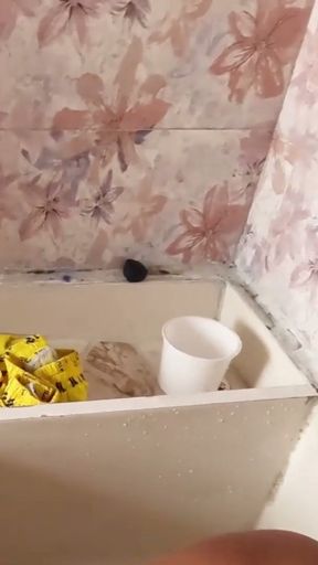 I FUCK THE EMPLOYEE WHILE SHE DOES LAUNDRY AND PEES ON MY COCK.   Clip 1