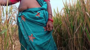 For the first time, I had a lot of fun fucking my sister-in-law alone in the paddy fields