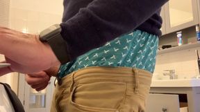 Sagging and jerking off in my boxers