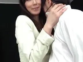 Sultry Japanese MILF Tempts With Blowjobs, HandJobs & Steamy Rimming In Pantyhose