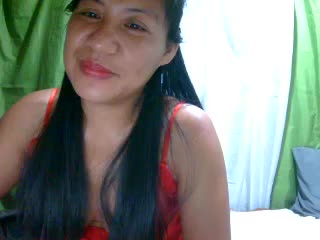 SWEETPINAY28 serves you dirty, tease, and pure pleasure madness!