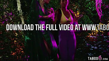 Ameena Green enjoys a wild lesbian Futa session with hybrid elves