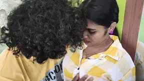 Vaishnavy shirt open and red bra show romance with Sharun Raj, Mallu couple dress open romance, Hot boobs kissing romance