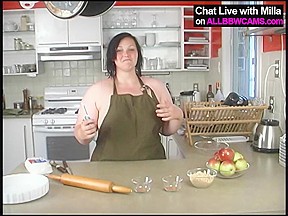 BBW bakes apple pie and then..SUPRISE ! 1