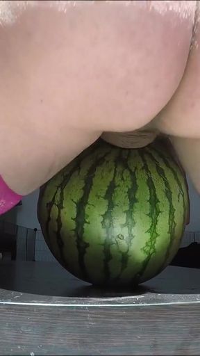 trans fucking a watermelon and cum   Clip 1
