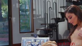 Aiden Ashley squirts while facesitting on teen Emily Willis