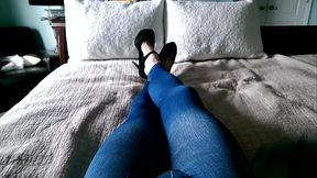 Crossdresser leggings heels cumshot