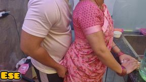 31 Ki Raat Naukarani Ke Saath