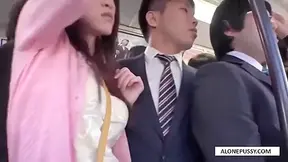 Ricas Y Tetonas Japonesas Cogidas En El Bus