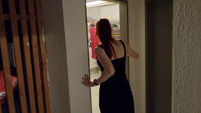 Kinky Teen Has Sloppy Sex In Restaurant Basement!