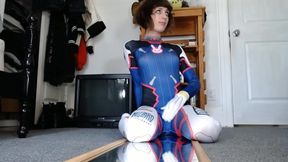 Teen femboy spreads his D.Va cosplay ass with dildos and gets fucked raw