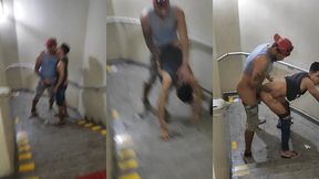 comi o cu do novinho na escadaria do shopping
