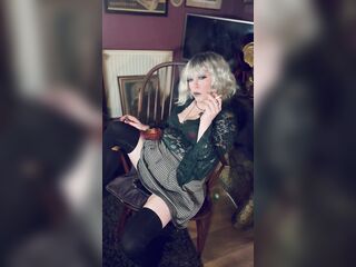 big beautiful woman Tina Snua Desires U Between Her Hips As That babe Smokes A Cigarette - OMI Drifts Snap Inhales