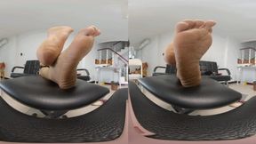 3DVR180 ANNA shows off her 40-inch big feet