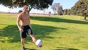 Massive Muscle Stud Jacks Off His Hard, Thick Rod Live – Sean Cody