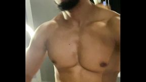 CUARTO SADOMASOQUISTA FETICHISTA CON AMIGO HETERO CURIOSO POR PINGA VENOSA PARTE 1