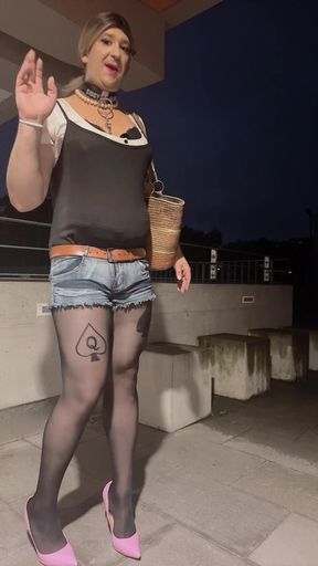 Sissy outside pussy and ass pluged and fuck dildo