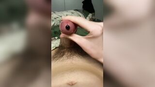 sounding a lil and wanking off