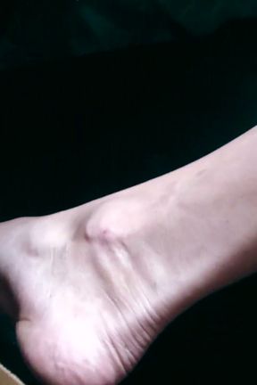 Crazy Driving in Flat Sandals and Barefoot