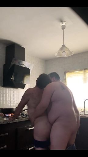 Meeting with Compadre Eljodedor31 in the Kitchen