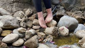 RELAXING HER PETITE FEET IN A FOUNTAIN - MOV Mobile Version