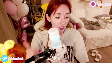 Ginger teen strips naked for karaoke tease tears