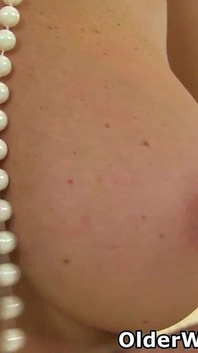 Blonde MILF Molly Maracas Spreads Her Fuckable Holes for You