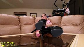 Foot Casting Couch - Kendra Heart