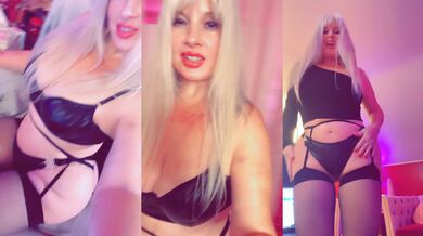 Big boobs dommy stepmom teases you into cumming hard over her curvy ass