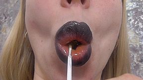 REQUEST SUCKING WITH ALIEN WRINKLED LIPS OF A BIG LOLLIPOP!MP4