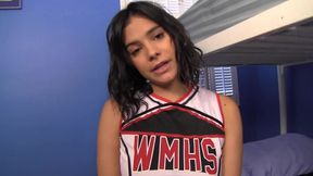 Jacking it for a slutty cheerleader with Violet Starr