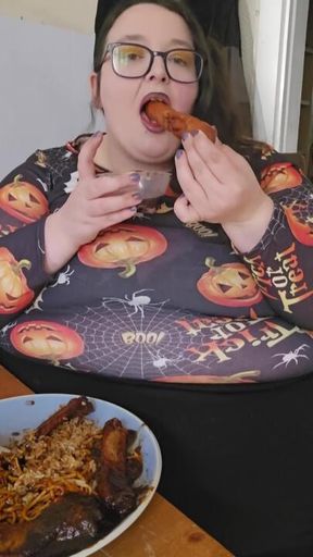 SSBBW HALLOWEEN GODDESS CHINESE STUFFING