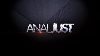 Marco Bull praštil potetované MILFce do zadku a kundičky, než ji venku orálně kouří