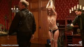 ”MILF service sluta ass fucking at party”