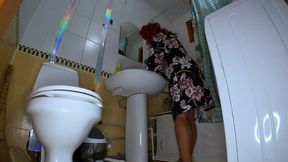 Stepmom washed her panties and allowed her stepson to fuck her in the ass