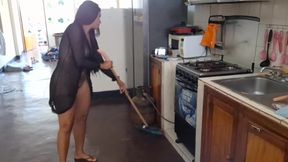 Mexican stepmother with a big ass masturbates in the kitchen