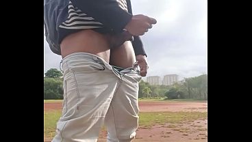 VIVENDO AS AVENTURAS SOLO NO MEIO DO NADA