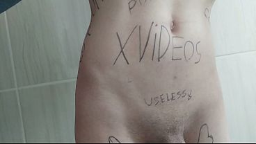 Novinha trans branquinha adora bodywriting