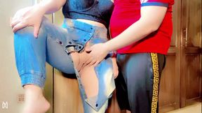 neighbour sexy hot girl fucked by her boyfriend in her room at night