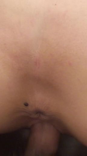 A Guy Came to His House to Visit His Male Friend and Had Sex with His Girlfriend
