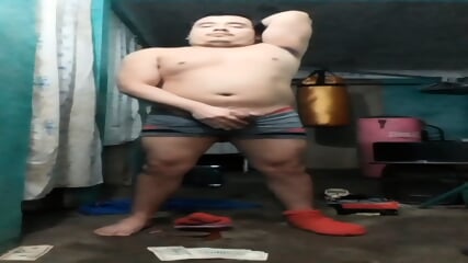 Jesus en boxer jalandose el pene avienta semen #108