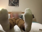 I’LL SIT BACK WHILE YOU STUFF YOUR FACE - MANLYFOOT - GETTING COMFORTABLE WITH MY BODY - BEAR CUB