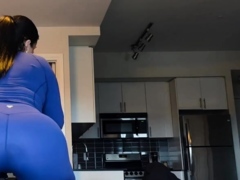 WorshipAriana - Sweaty Ass Facesitting - Breaking In My New