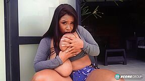 Isa Gomez In Cant Stop Sucking Her Nipples And Playing With Her Latina Pussy